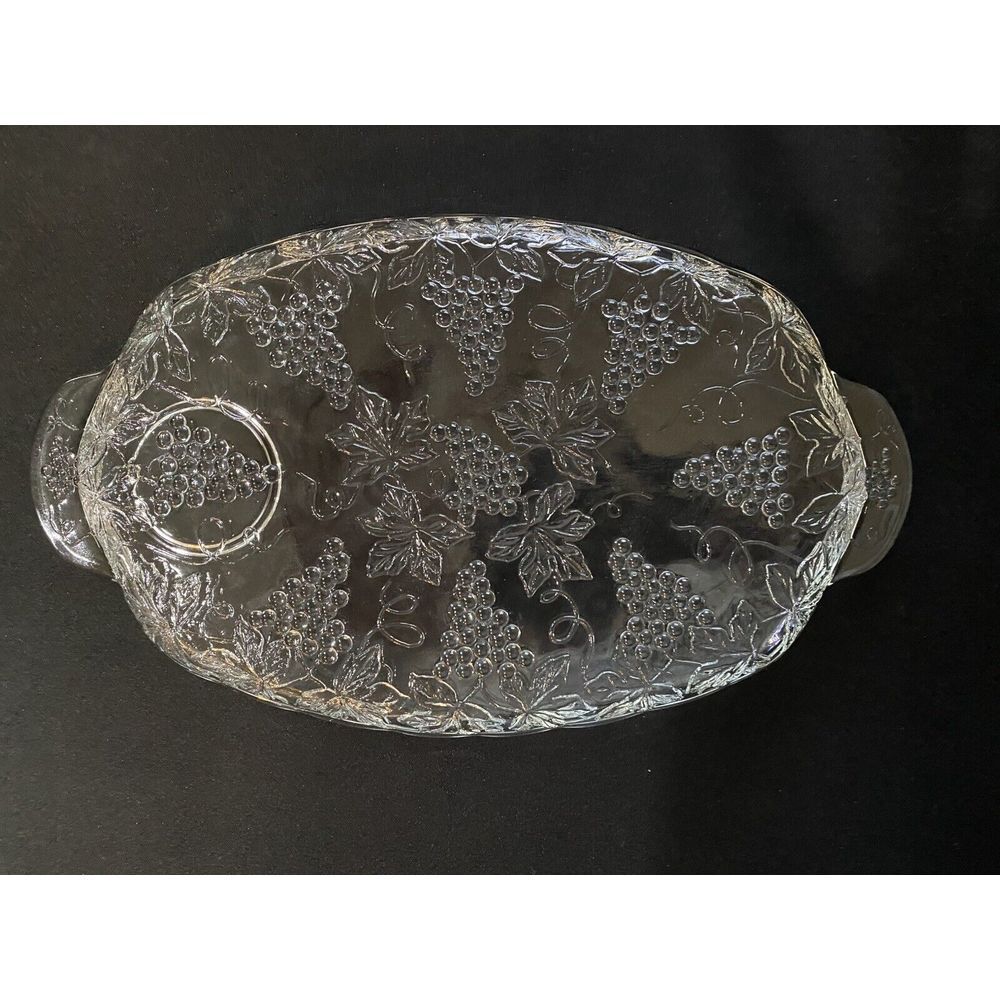 Vintage Crystal Cut Anchor Hocking Grape Patterned Glass‎ Snack Plate - Picture 4 of 5